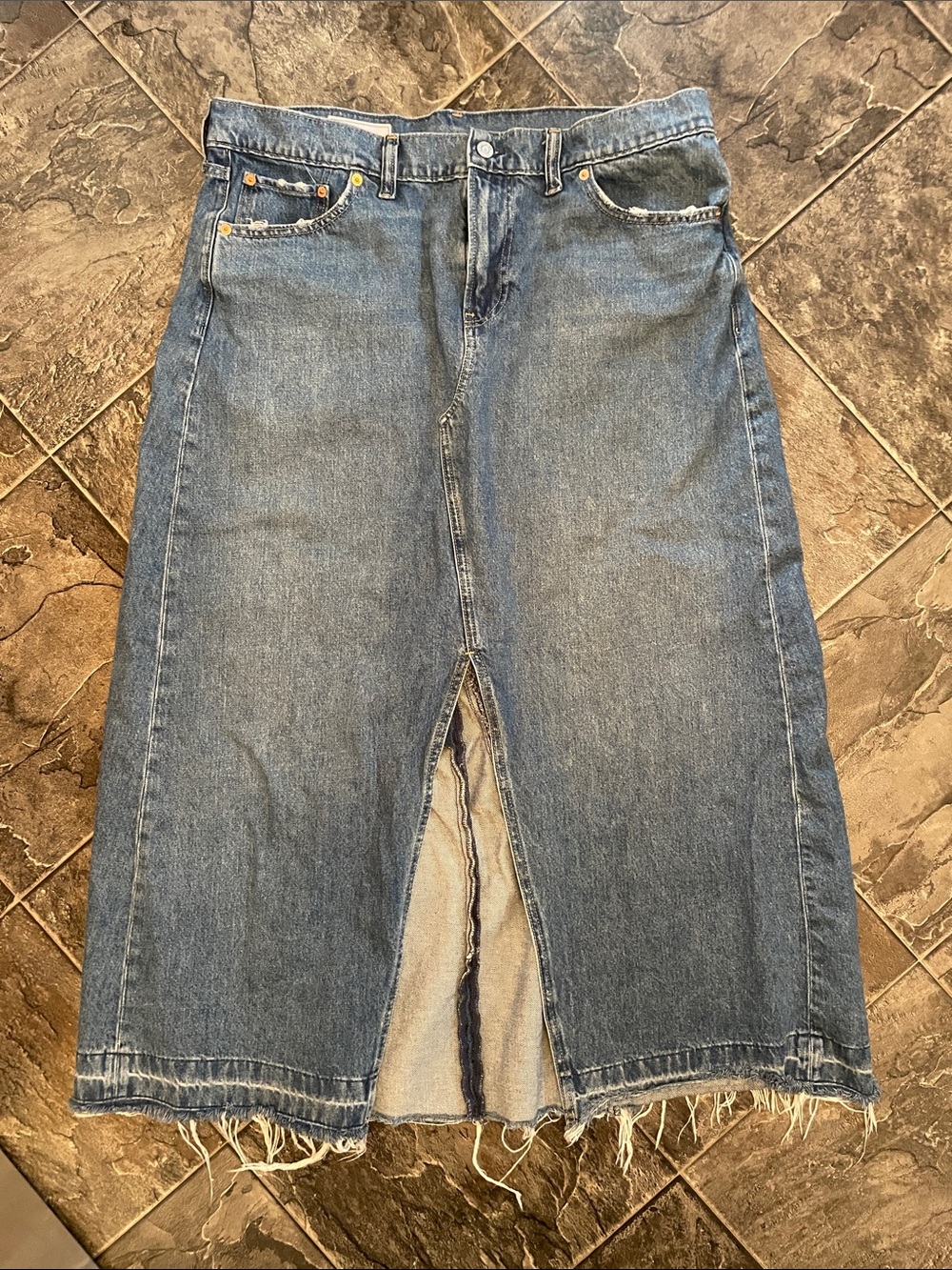 GAP Blue Distressed Denim Front-Slit Boho Maxi Skirt Casual Coastal Cottagecore